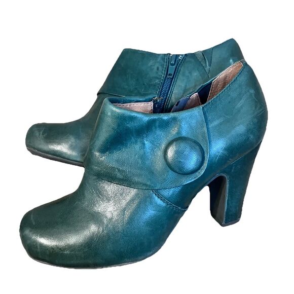 Mix Mooz Maya Green Leather Button Heeled Booties Retro Whimsical Boho Size 8 - Picture 1 of 10